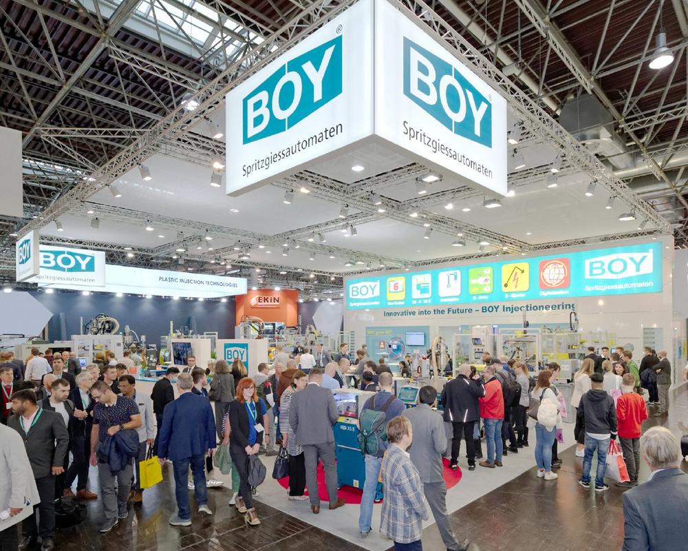 Insgesamt 13 BOY-Exponate auf der Fakuma 2023